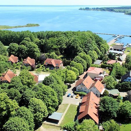 Aparthotel Müritz Seeromantik Sietow Dorf Exterior foto