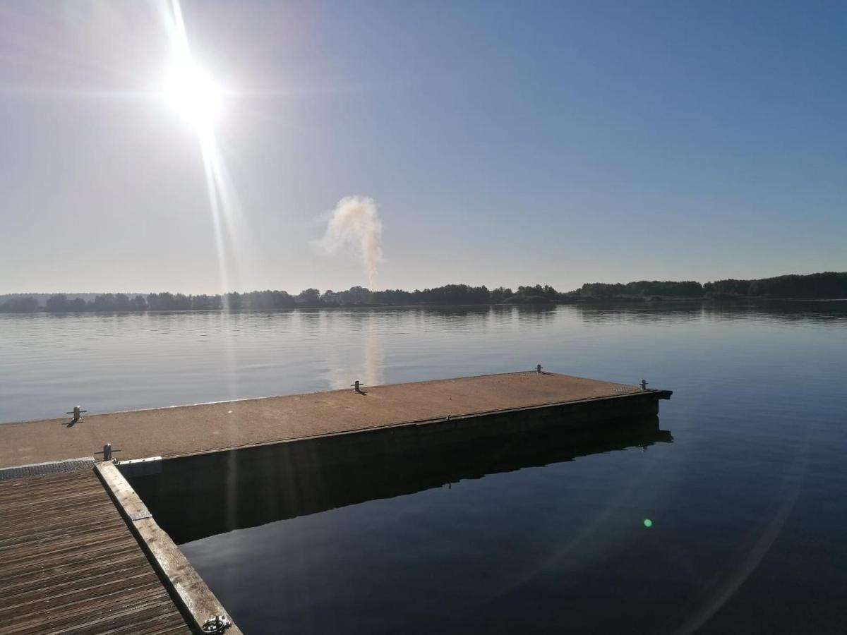 Aparthotel Müritz Seeromantik Sietow Dorf Exterior foto